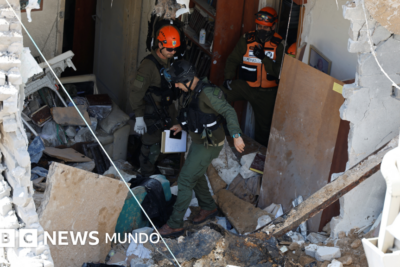 Trump amenaza con “arrascar” centrales eléctricas iraníes si Ormuz no se reabre